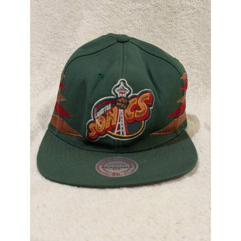 Vintage Seattle SuperSonics Mitchell & Ness Hat Cap Snap Back Green Logo NBA